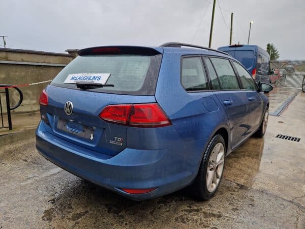 VW Golf Estate BlueMotion CLHA PYS LA5J 2014
