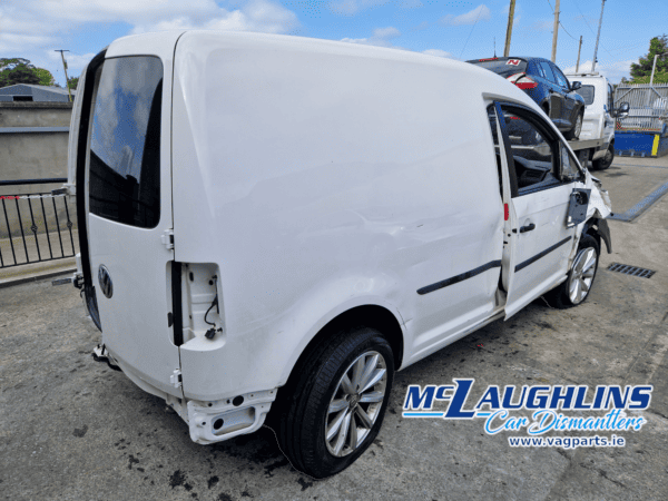 VW Caddy Van Tdi 2016 DFSF QYE 5S LB9A